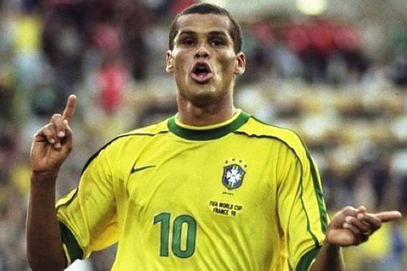 断变化的团 断变化的团