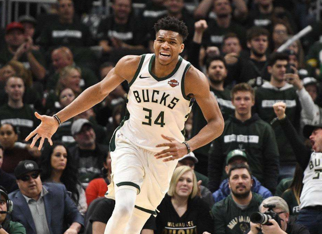 在球场外则 在球场外则